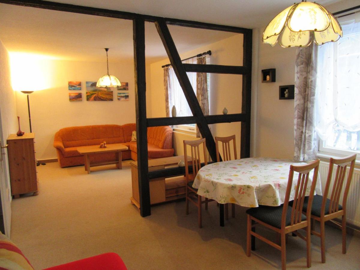 シュミーデフェルト・アム・レンシュタイクHaus Hasenmuellerアパートメント エクステリア 写真